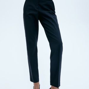 H&M women’s dress slacks/pants for work/business attire Black 27” inseam